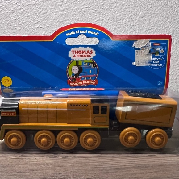 Thomas & Friends Wooden Railway Train - Yellow - Picture 1 of 5
